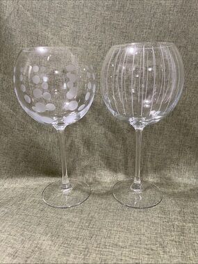 Mikasa Cheers Balloon Wine Glasses - Set of 2